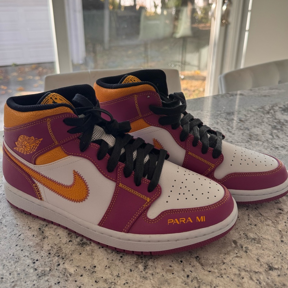 Nike Air Jordan 1 Mid “Dia De Los Muertos”